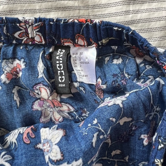 H&M multicolor romper - Picture 2 of 2